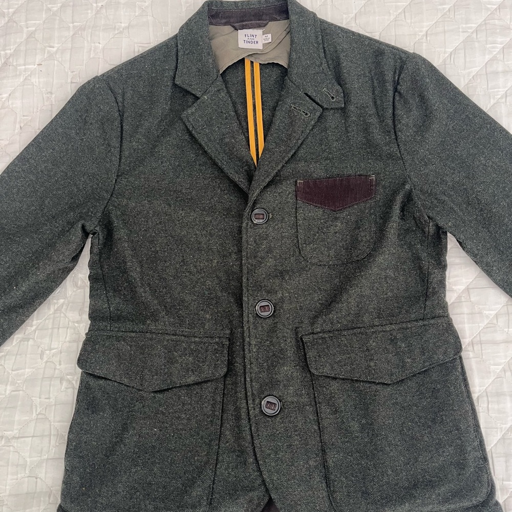 Flint and Tinder Wool Hunting Blazer with brown corduroy accent